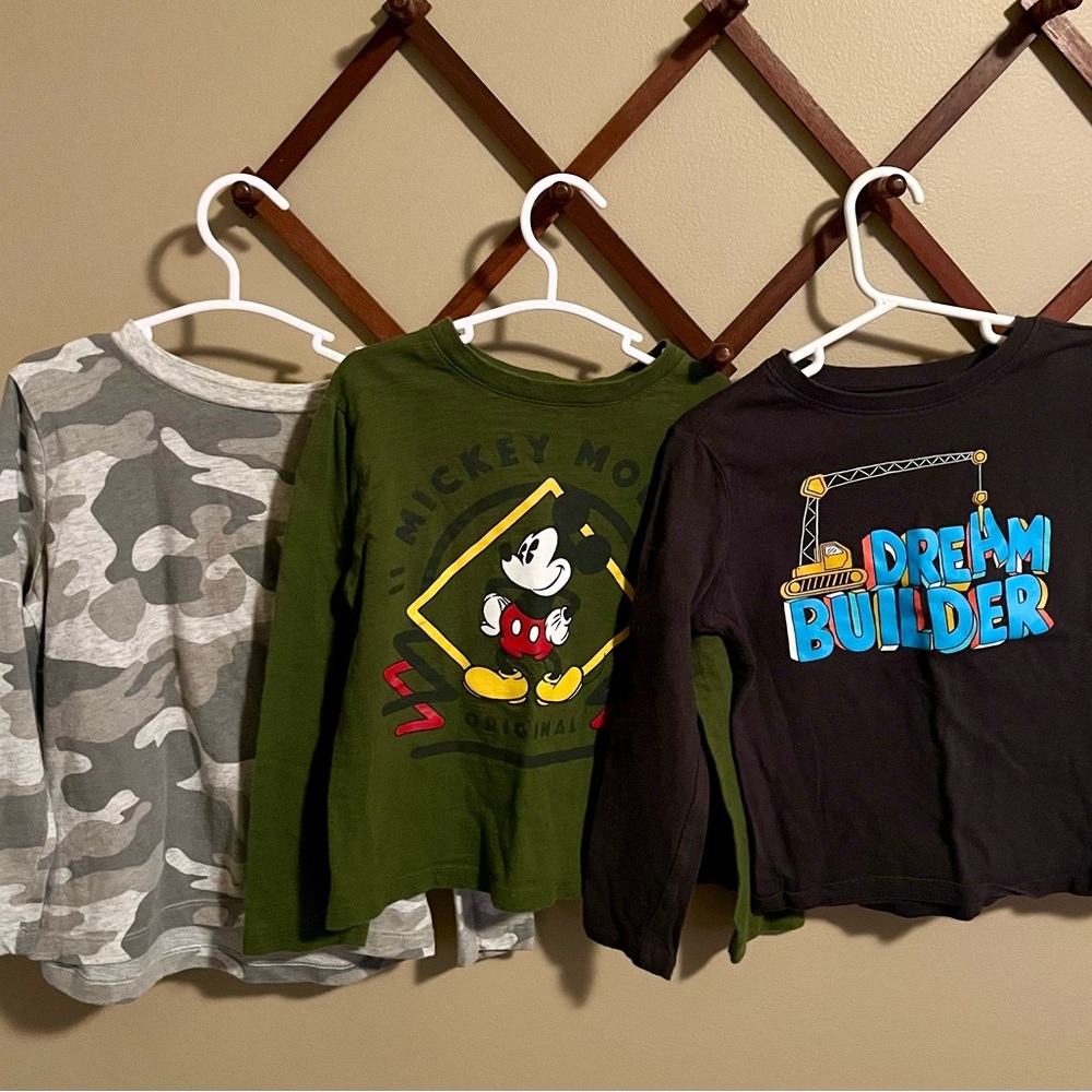 Old Navy & Gap 5T Boys Long Sleeve T-Shirt Bundle